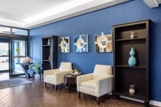 Hampton Inn Douglas - 6