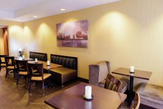 Hampton Inn Eau Claire - Eau Claire - 7