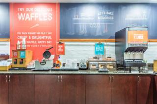 Hampton Inn Eau Claire - Eau Claire - 3