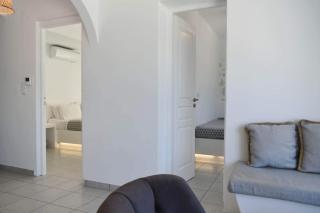 Sea View Stone House - Naousa - 5