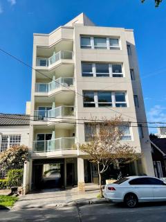 Check and Home - San Lorenzo - 2 Huéspedes con Pileta y Cochera - 4