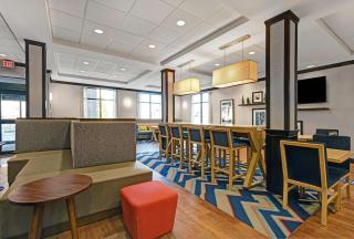 Hampton Inn Farmington - Farmington - 7