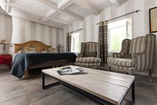 Auberge De La Poulcière - 9