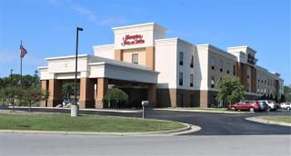 Hampton Inn & Suites Fremont - Fremont - 0