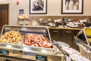 Hampton Inn & Suites Gulfport - Gulfport - 1