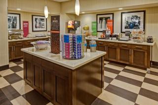 Hampton Inn Houston Baytown - 1