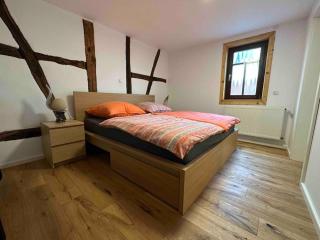 Neue Ferienwohnung direkt am Vulkanradweg - Ortenberg - 6