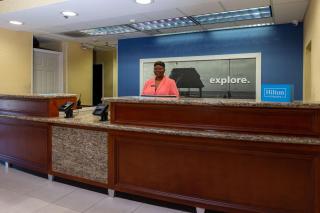 Hampton Inn & Suites Jacksonville Deerwood Park - Jacksonville - 7