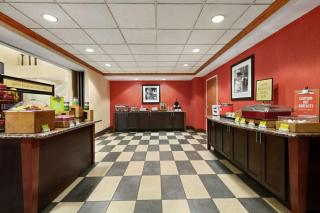 Hampton Inn & Suites Lawton - Lawton - 2