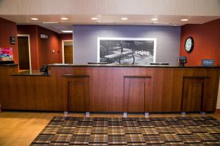 Hampton Inn Lewisburg - 7