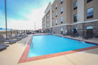 Hampton Inn & Suites Bay City - 3