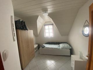 Emma Villa - 4