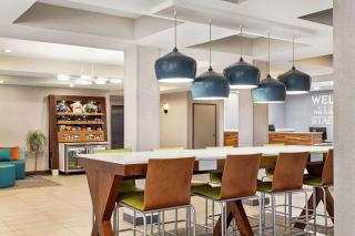 Hampton Inn Paris - 4