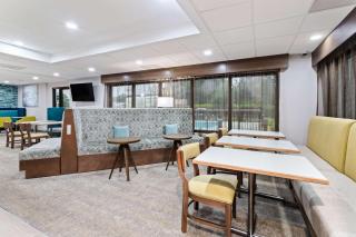 Hampton Inn Perry - Perry - 4