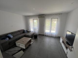 Half of house to rent - family Zelenika - Trogir - 2