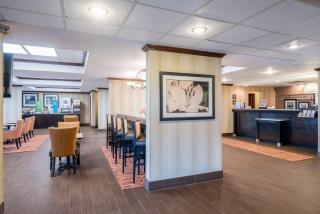 Hampton Inn Parkersburg/Mineral Wells - Mineralwells - 7