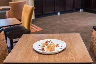 Hampton Inn Parkersburg/Mineral Wells - 1