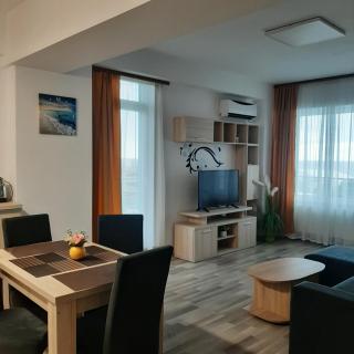 Summerland Sea View Apartment - Mamaia - 7