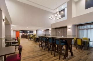 Hampton Inn Wilson - 6