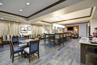 Hampton Inn Kenedy - Kenedy - 5