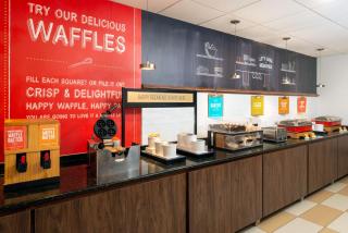 Hampton Inn Salisbury - 3