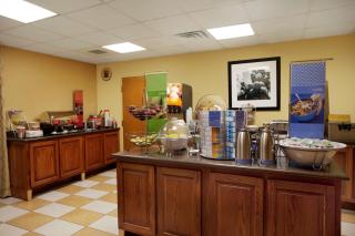 Hampton Inn Sidney - Sidney - 7