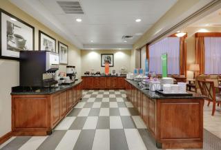 Hampton Inn & Suites Southern Pines-Pinehurst - Aberdeen - 1