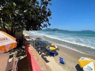 Casa aconchegante pé na areia c/ 5 quartos. - Ubatuba - 1