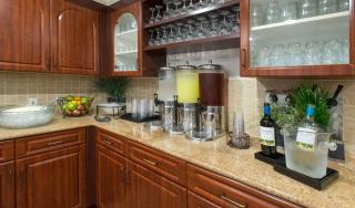 Homewood Suites by Hilton Sarasota - 1