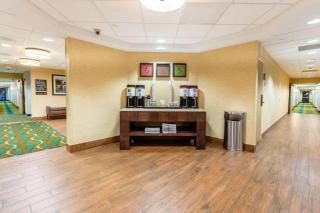 Hampton Inn St Charles St Peters - St. Charles - 2