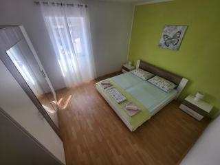 Apartment Maria - Ljubač - 4