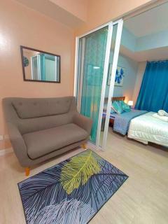 1 Bedroom Affordable Azure Staycation Near NAIA - 6
