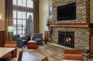 Hampton Inn & Suites Youngstown-Canfield - Canfield - 7