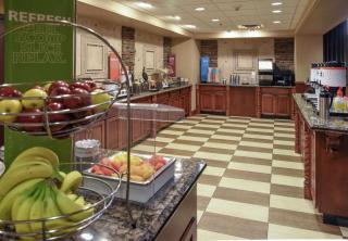 Hampton Inn & Suites Youngstown-Canfield - Canfield - 1