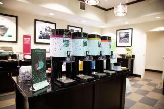 Hampton Inn & Suites Sharon - 1