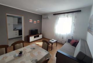 Apartment Maria - Ljubač - 7