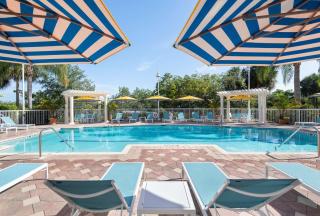 DoubleTree Suites by Hilton Naples - 3