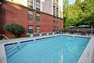 Hampton Inn Atlanta-Mall Of Georgia - 7