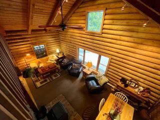 3-Level Log Cabin near Silverwood - Tranquil - Spirit Lake - 5