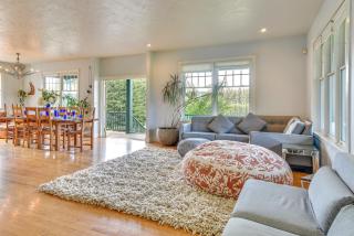 Rainier Home on 20 Acres with Blueberry Farm! - 8