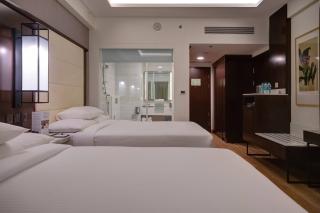 Courtyard by Marriott Surat - 1