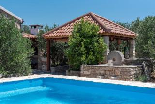 Trapula stone paradise - Maslinica - 7