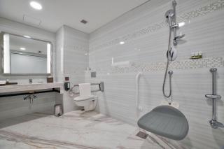 Courtyard by Marriott Surat - 7