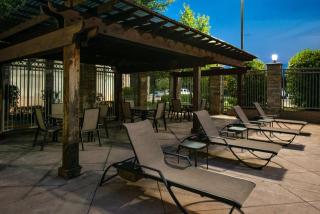 Hilton Garden Inn Denton - Denton - 7
