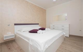 Lovely Home In Vrgorac With Sauna - 3