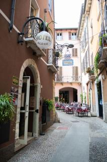 Alessi Hotel Trattoria - Desenzano del Garda - 0