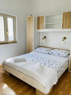 Apartments Ivankovic - Rogoznica - 4