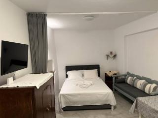 Nikolettas Central House Paros - 4