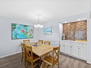 Holiday Surf and Racquet Unit 307 - Destin - 8