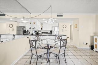 Holiday Surf and Racquet Unit 416 - 2